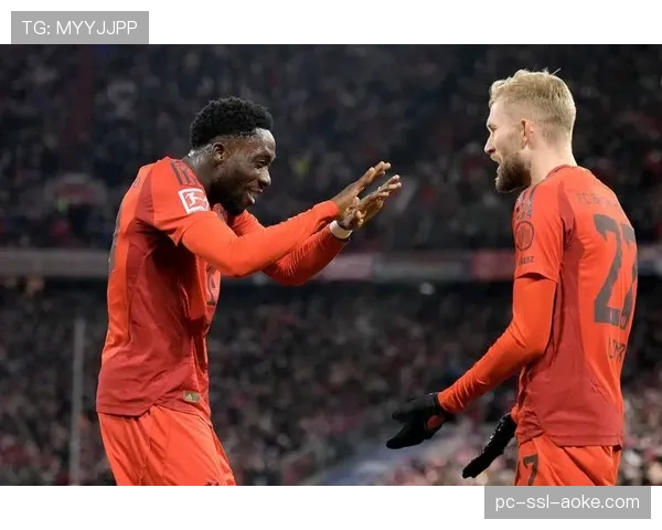 实时:基米希右路45度斜传,凯恩头球破门为拜仁扳平