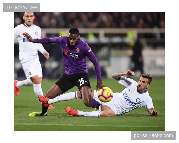 罗马2-0力克拉齐奥,德罗西变阵3-5-2成功限制对手进攻组织 罗马2-0力克拉齐奥,德罗西变阵3-5-2成功限制对手进攻组织