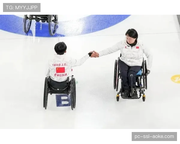 米兰-科尔蒂纳冬残奥会轮椅冰壶混合团体赛中国队选手王海涛出战 米兰-科尔蒂纳冬残奥会轮椅冰壶混合团体赛中国队选手王海涛出战